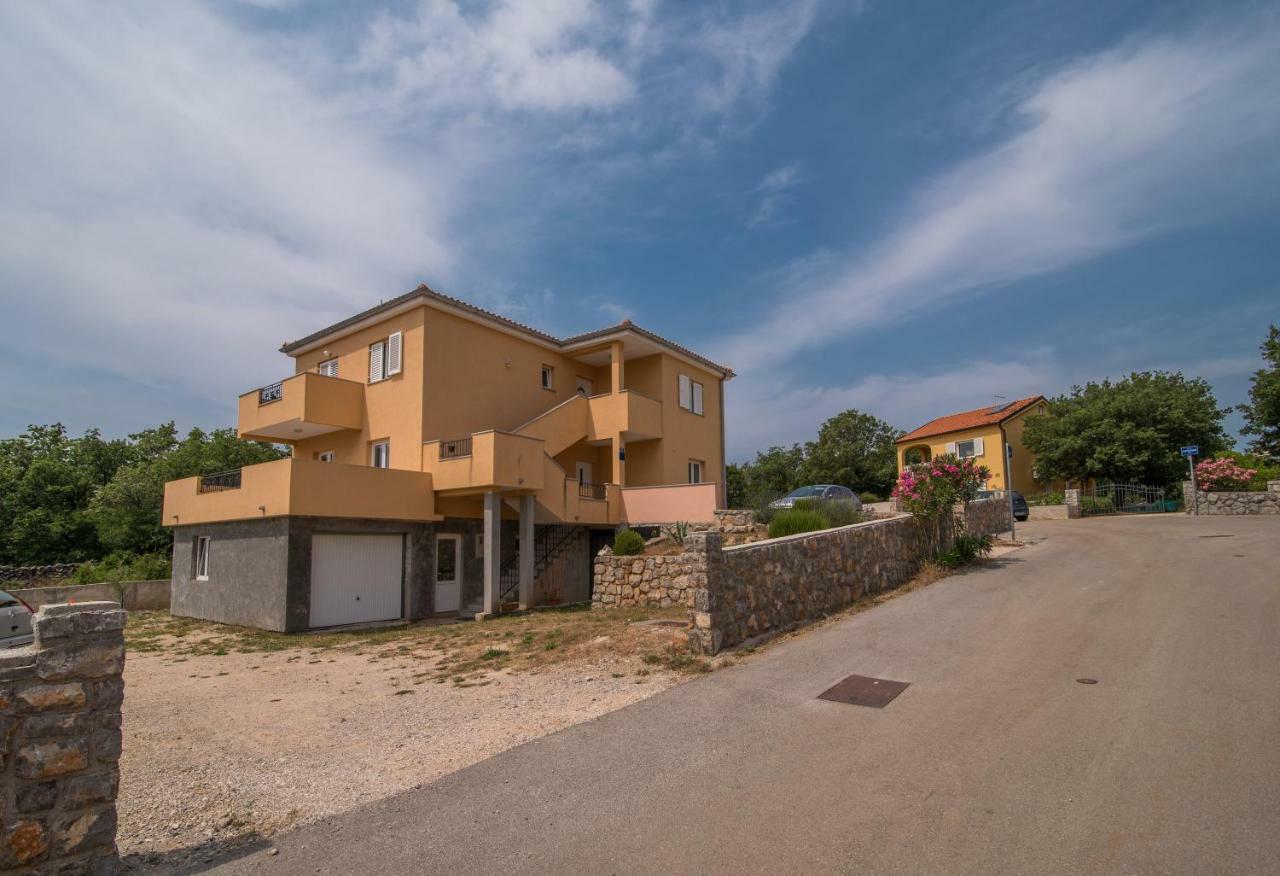 Apartments Sanjin Kornić Exterior foto